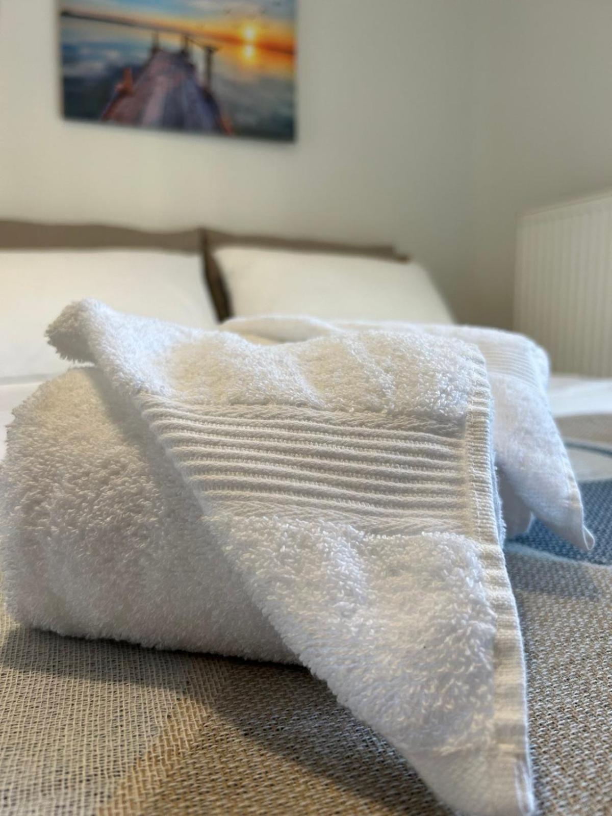 Host Spot Apartment Alexandroupoli Bagian luar foto